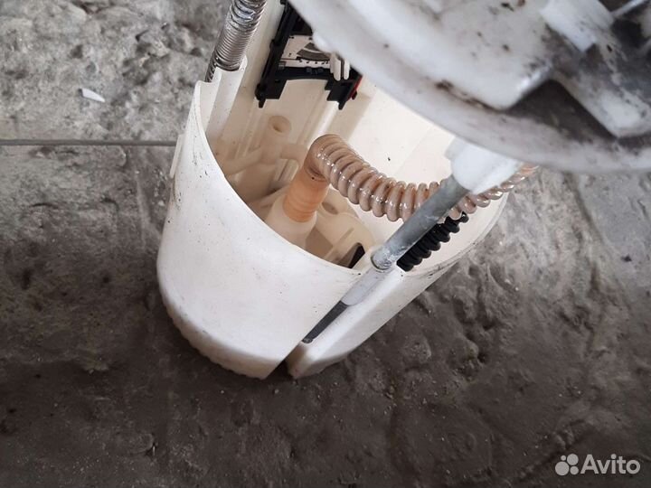 Датчик уровня топлива Renault Grand Scenic 3