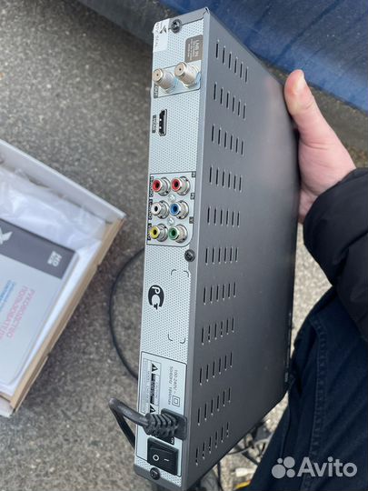 Цифровой спутниковый приёмник