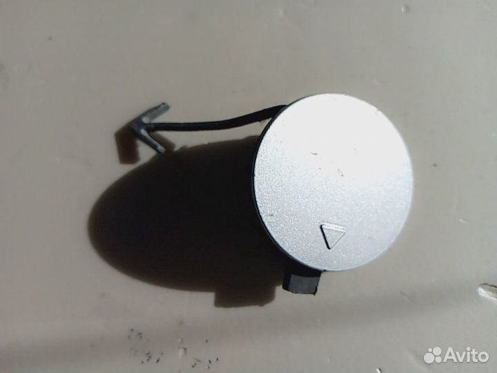 Заглушка переднего бампера Hyundai Solaris 1