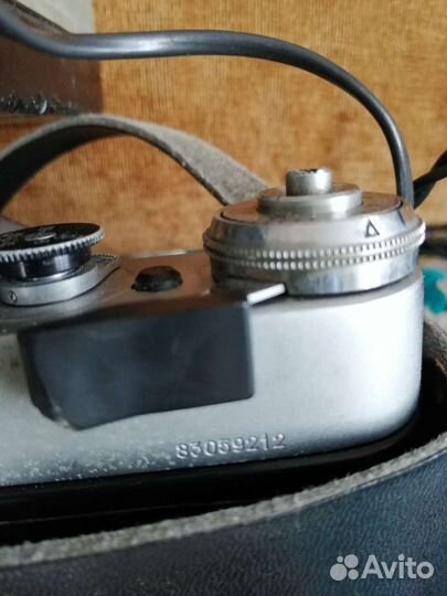 Плёночный фотоаппарат Зенит Е с объективом Гелиус