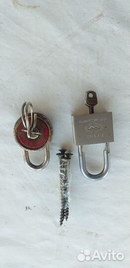 Ящик для хранения. Щитовая. Сейф в гараж