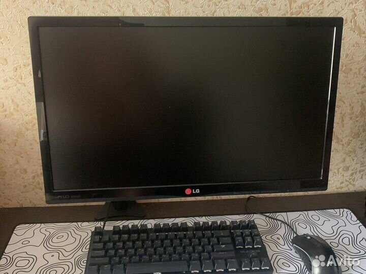 Монитор 22 дюйма LG