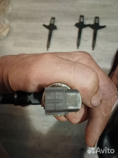 Топливные форсунки Ниссан Патфайндер 2012годо