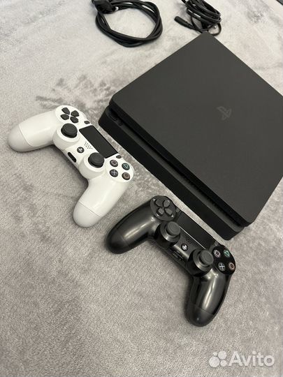 Sony PS4 slim 1tb Почти новый