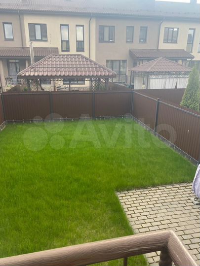 Таунхаус 154,2 м² на участке 1 сот.