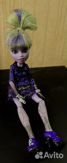 Кукла монстер хай