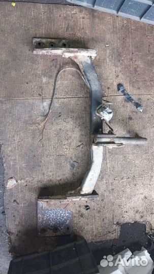 Фаркоп Chrysler Voyager 3 2000г