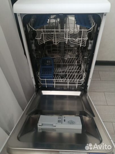Посудомоечная машина Indesit