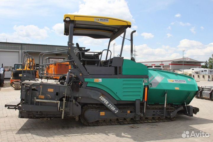 На разборке Маниту Manitou