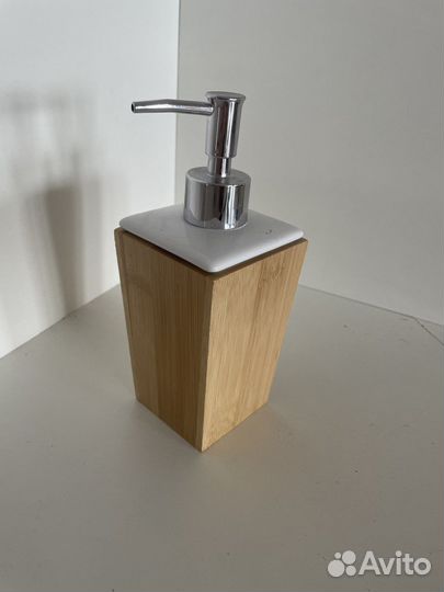 Дозатор для мыла