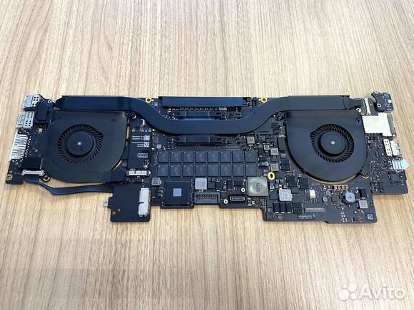 Материнская плата MacBook Pro 15 2015 A1398 Radeon
