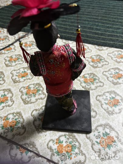 Фарфоровые статуэтки