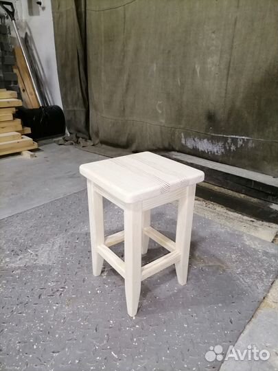 Табуретки