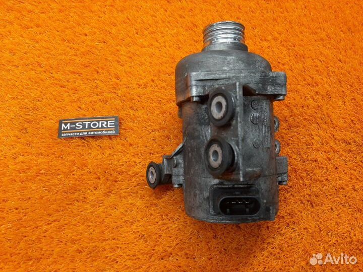 Помпа Bmw X5 E70 N52B30A 2009