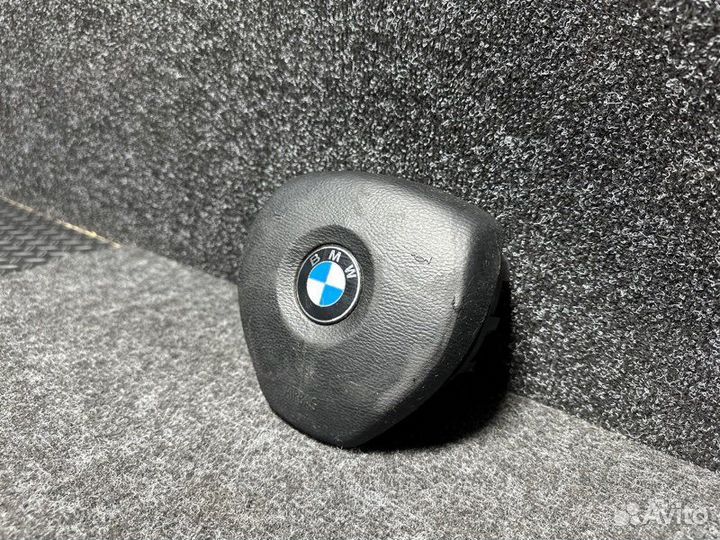 Подушка безопасности в руль Bmw X5 E70 N55B30 2012