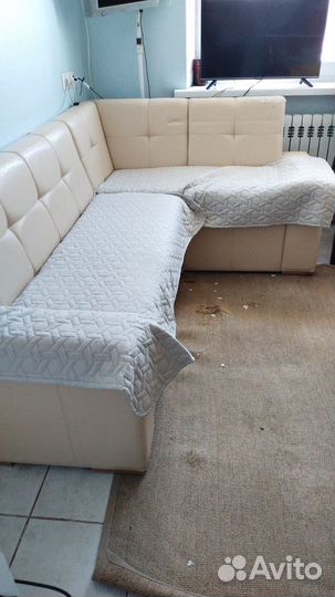 Угловой диван бу