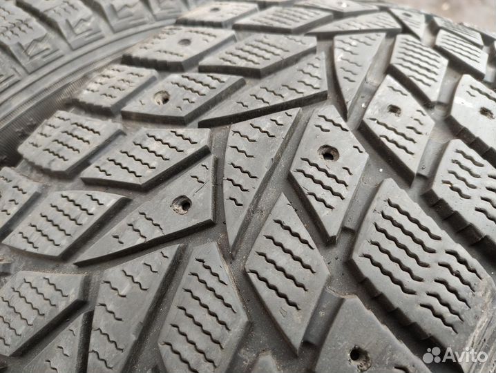 Dunlop SP Winter Ice 02 225/50 R17