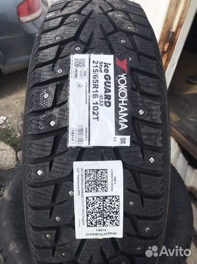 Yokohama Ice Guard IG55 215/65 R16