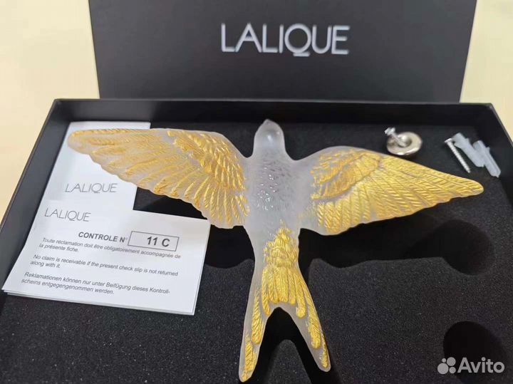 Ласточки Lalique украшение на стену