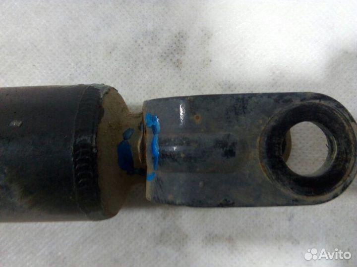 Амортизатор задний задний Kia Ceed 1 2007-2012