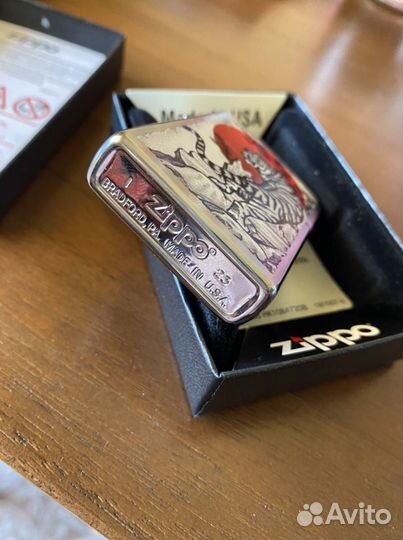 Бензиновая зажигалка zippo