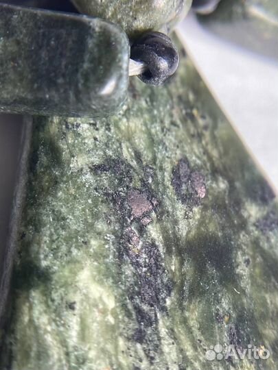 Винтажные бусы с подвеской.