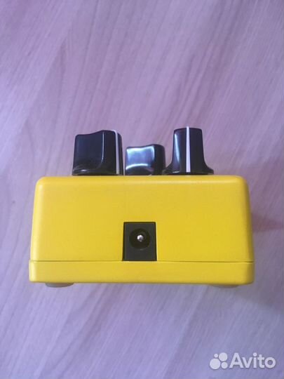 Гитарная педаль NUX Chorus