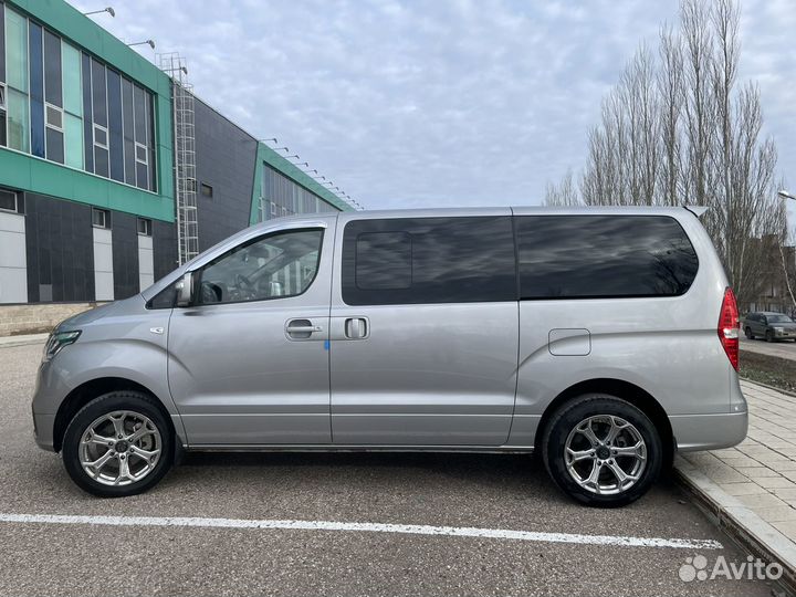 Hyundai Grand Starex 2.5 AT, 2020, 41 000 км