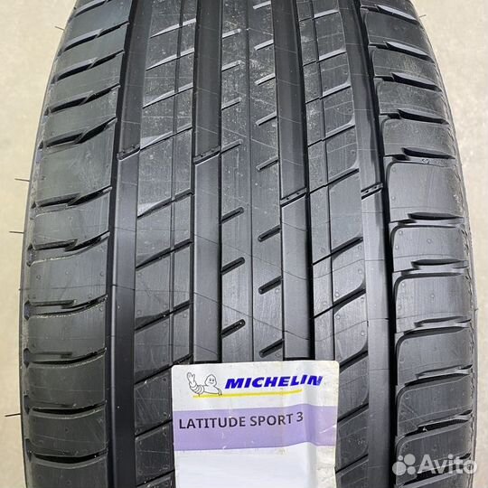 Michelin Latitude Sport 3 285/40 R20 Y