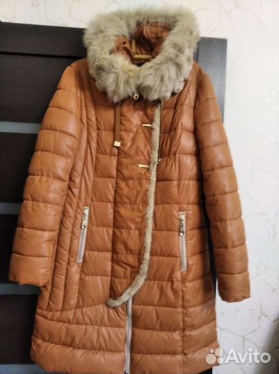 Пуховик женский