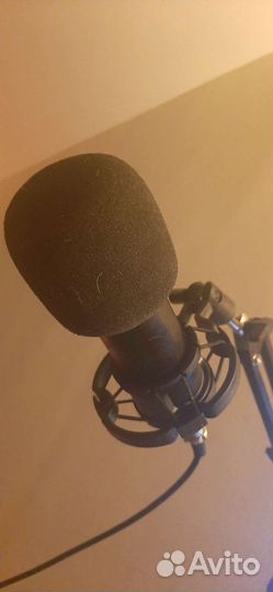 Микрофон студийный