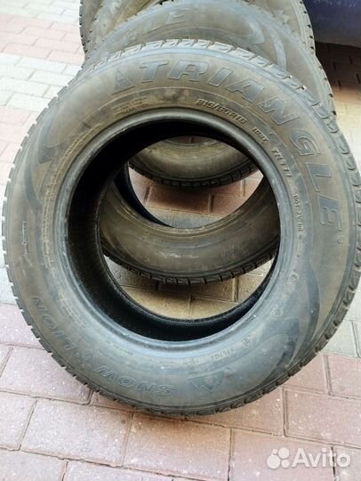 Triangle TR777 215/65 R16