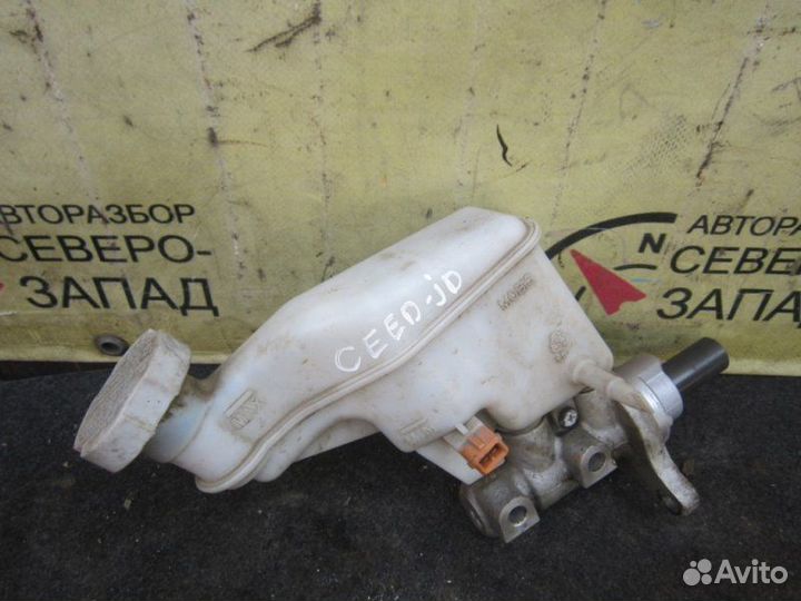 Главный тормозной цилиндр Kia Ceed JD G4FG