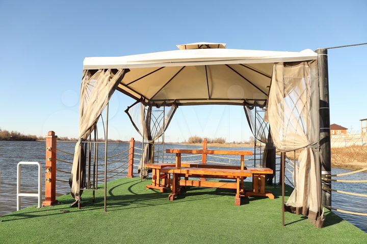 Дом 200 м² на участке 8 сот.