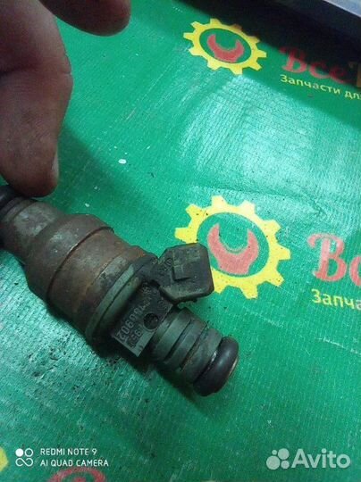 Форсунка Audi 80 седан 1.8 1990