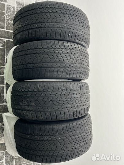 Pirelli Scorpion 285/40 R20