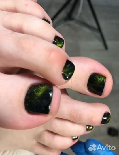 Модель на педикюр