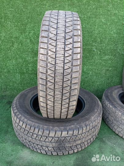 Bridgestone Blizzak DM-V3 215/70 R16 100Q