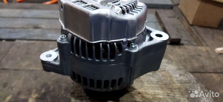 Генератор новый ленд крузер Оригинал denso DAN1114