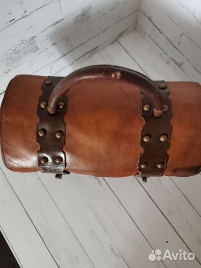 Сумка (саквояж) натуральная кожа 50e