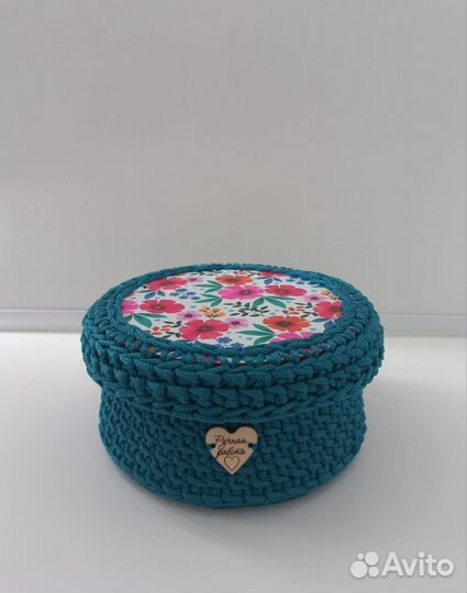 Корзинка (шкатулка) вязаная, ручной работы
