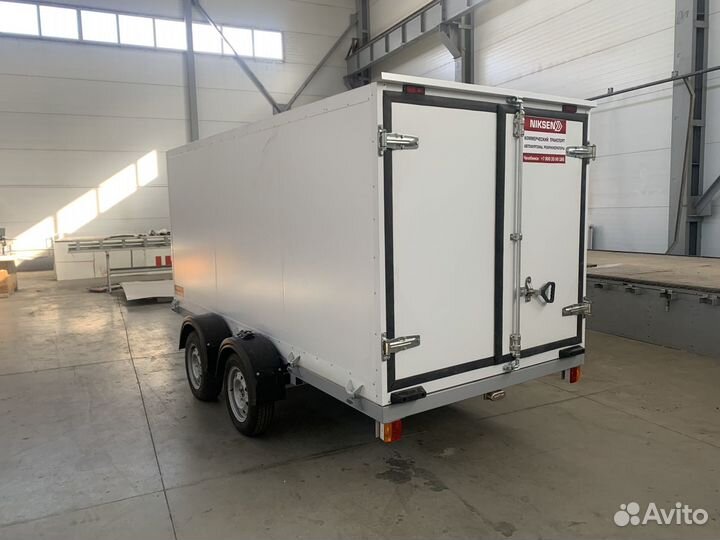 Прицепы с фургоном двухосные (одноосные) и Реф