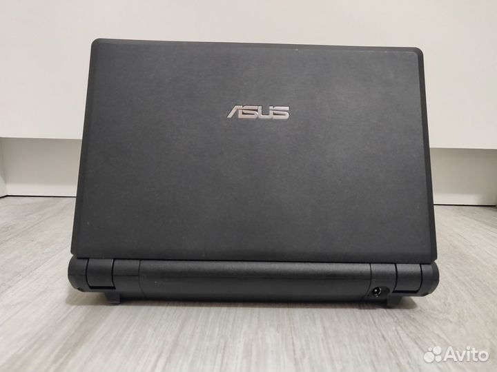 Нетбук asus EEE PC