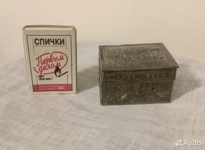 Старинная шкатулочка