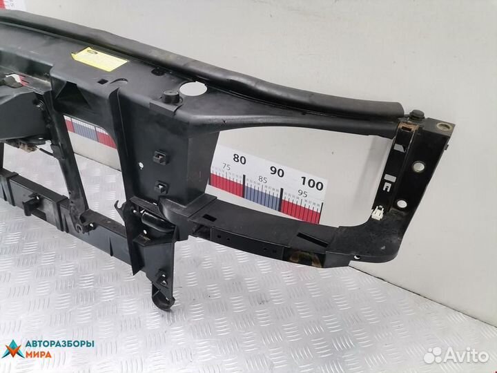 Передняя панель крепления облицовки (телевизор)