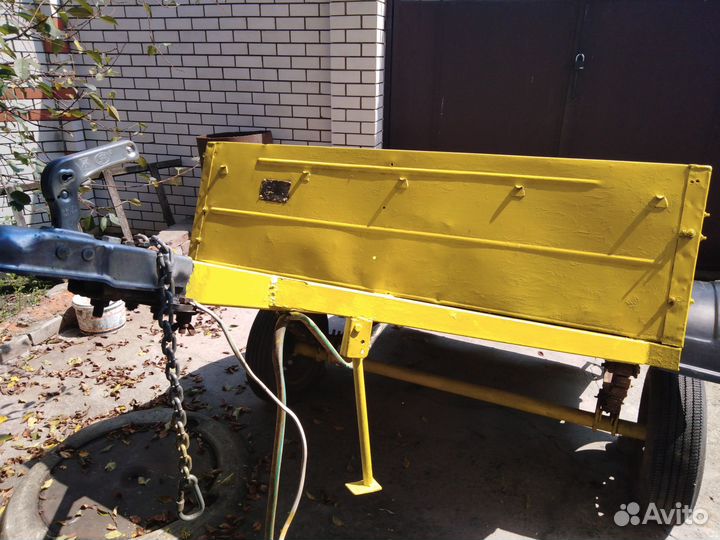 Прицеп к легковому автомобилю