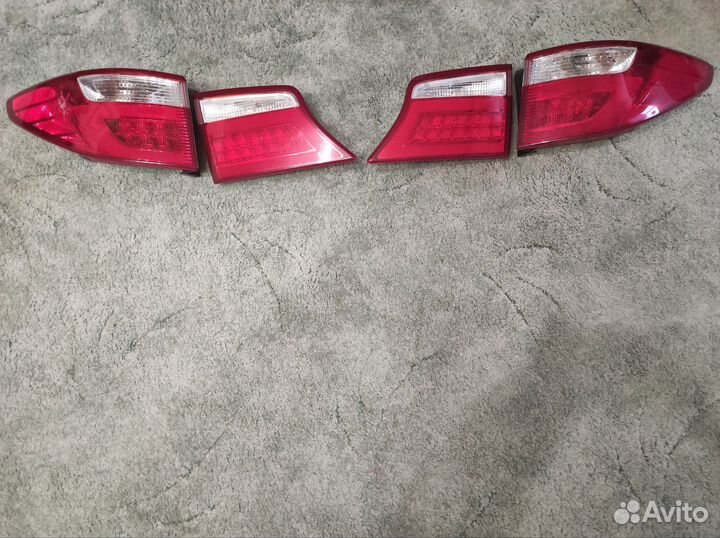 Задние фонари Hyundai Grand Santa Fe