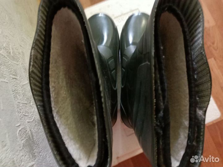 Резиновые сапоги