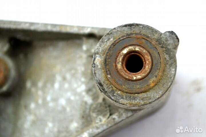 Кронштейн кулисы переключения передач scania 4-ser