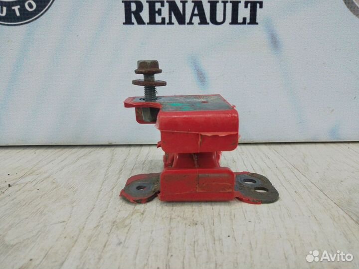 Кронштейн крепление глушителя Renault duster 2